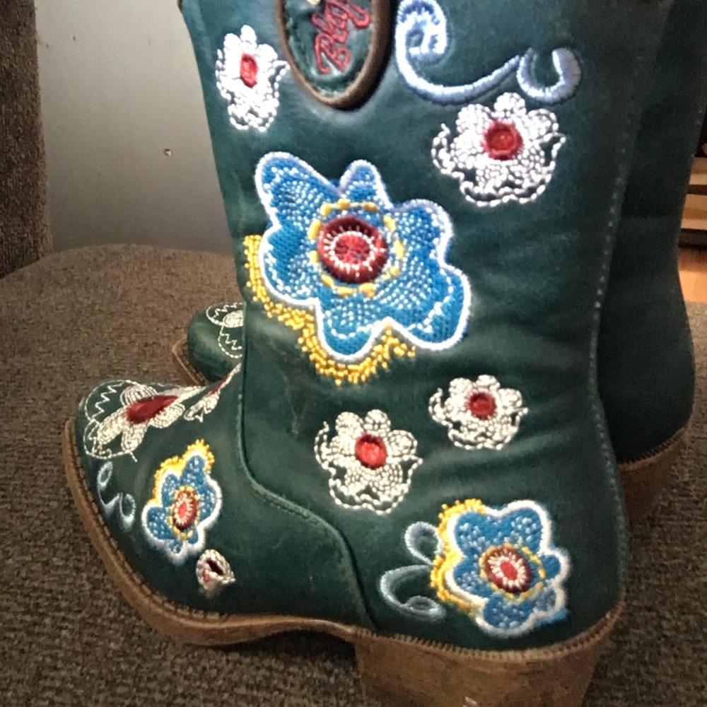 Blazing Roxx boots